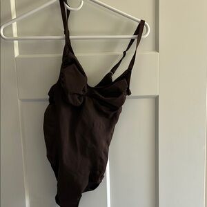 SKIMS Chocolate Brown Shapewear Bodysuit (J)